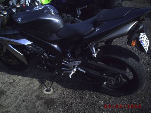 ***   Yamaha R1   C.D   ***