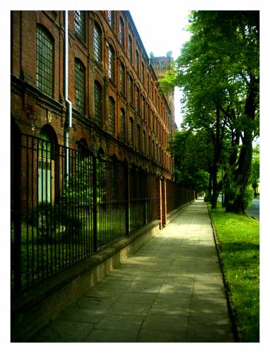 ... Lodz fabryczna wita ...