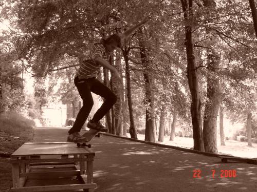 CrookeD GrinD