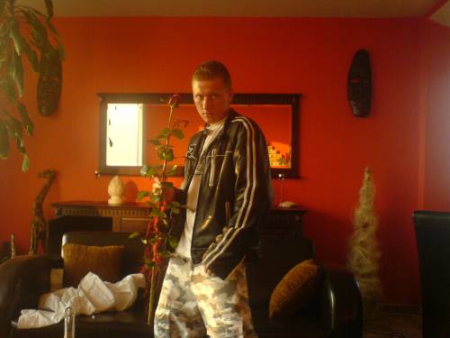 =] RoOzAa  *BLaCk RoOsE*
