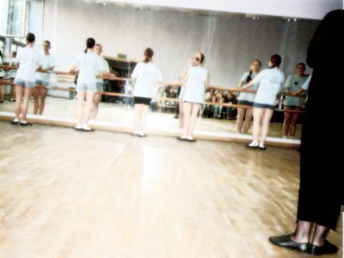 Klasyka =] Battement tendu ;P