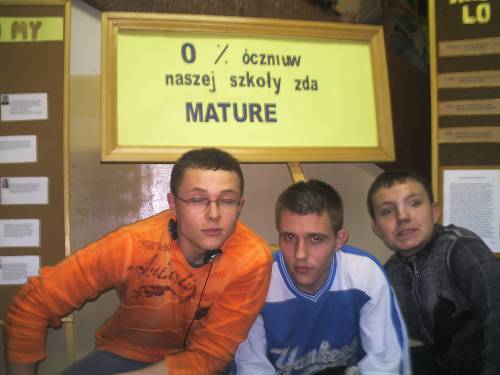 MATURA CORNER