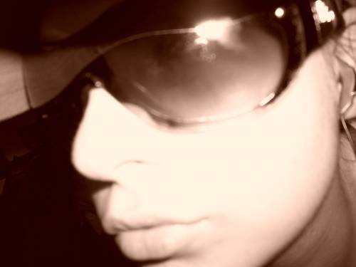              SunglasSses