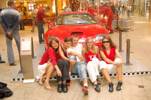 nowe samochodzik  4b  :D 