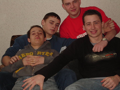 Jeden glupszy od drugiego...
