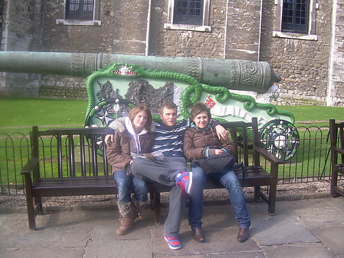 LONDON:*:*:*