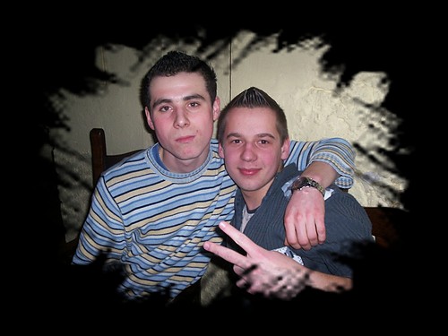 ((: . . . ZiOmKi . . . :))