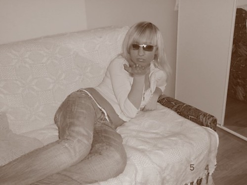 :*CauSkI :*