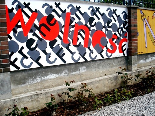 Wolno.