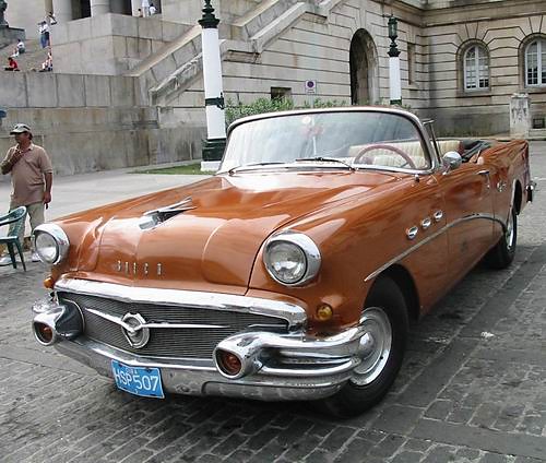Buick`a Riviera z 1956 roku