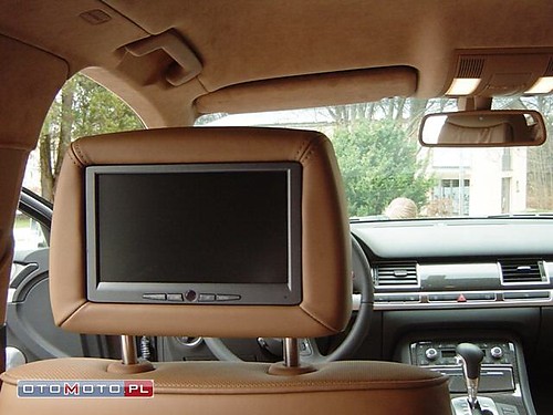 ZAGLUWEK AUDI S8