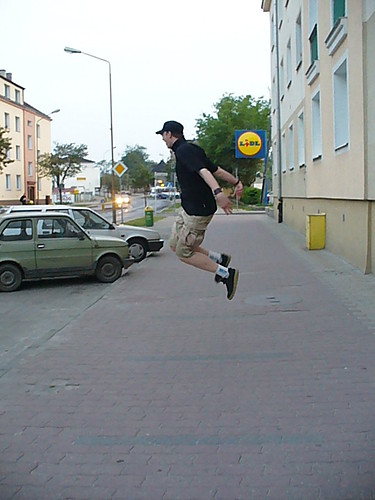 JUMP AROUND