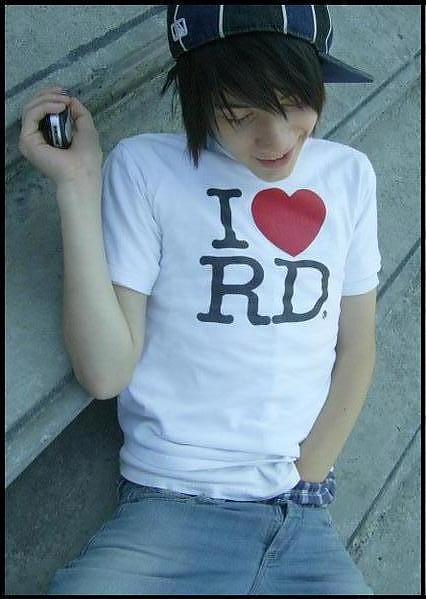 Tomu.....;***