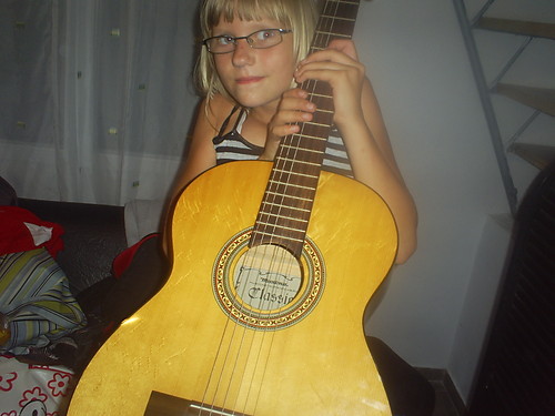 Pysia i gitarka :*