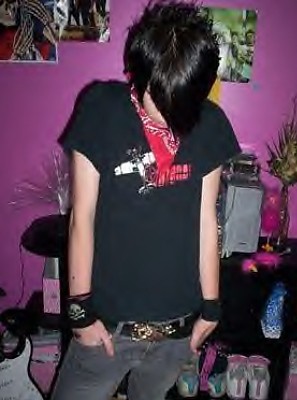 EMO!!!!!!!!........