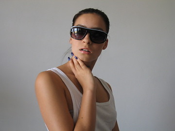                 .syreny.