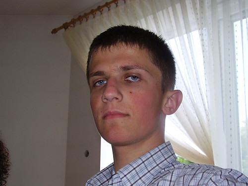 FOTECZKA JUZ MA PARE LAT :):)