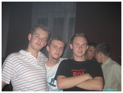 przyjaciele . =]