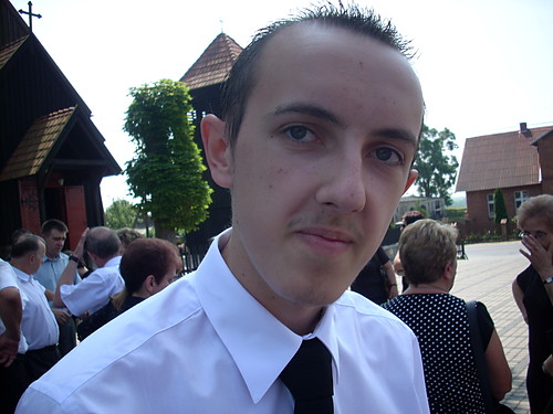 Mr. EleGanCik :D