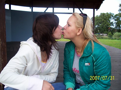 Kiss Me...:*:*