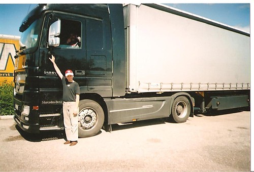 MB ACTROS 1861 V8 BLACK EDITION