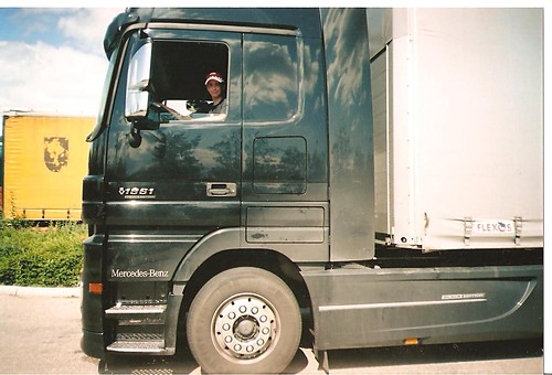 MB ACTROS 1861 V8 BLACK EDITION