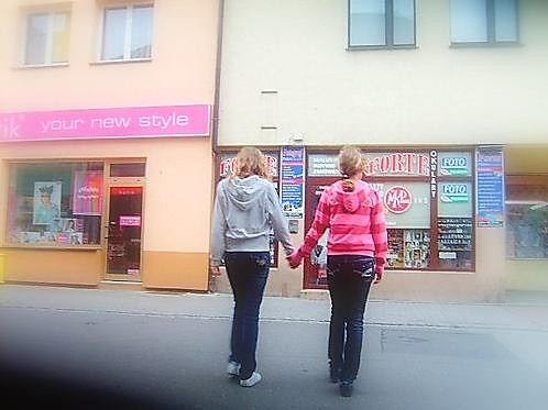 tsknie ..