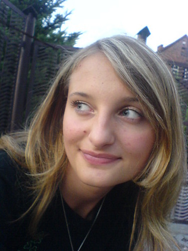 zamknij oczy^^
