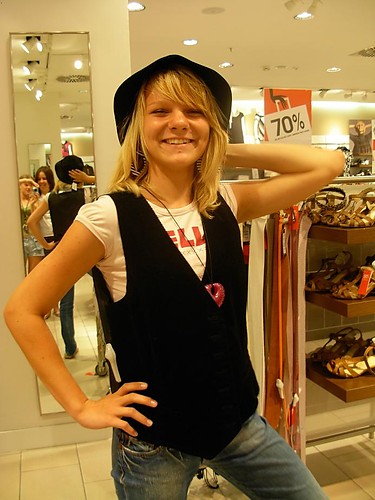 H&M