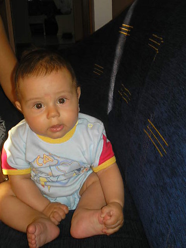 Koffany Igu u cioci na sofie :P
