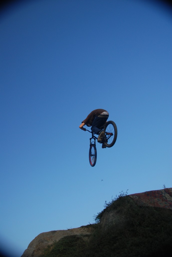 Lajt ride big air...