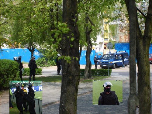 Gdzie lezy wioska Smerfow???