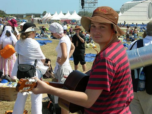 Chopak z gitar...Loreto 2007