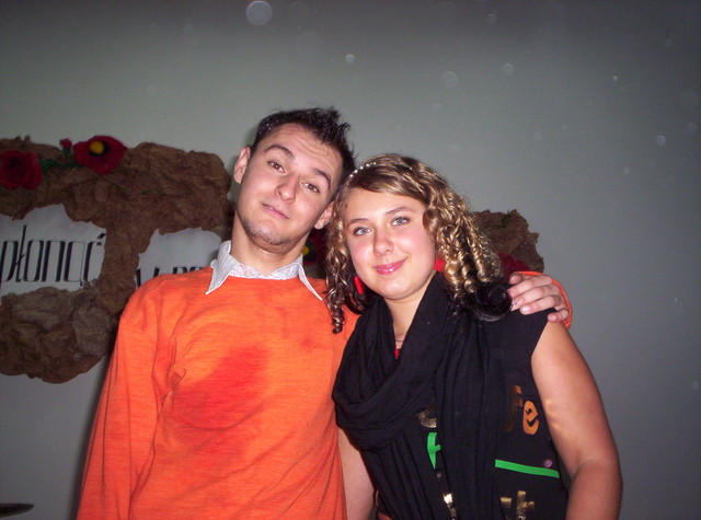Dziwna z artyst :) 