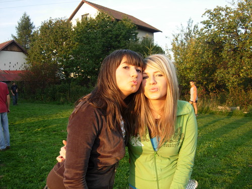 BUZI:*
