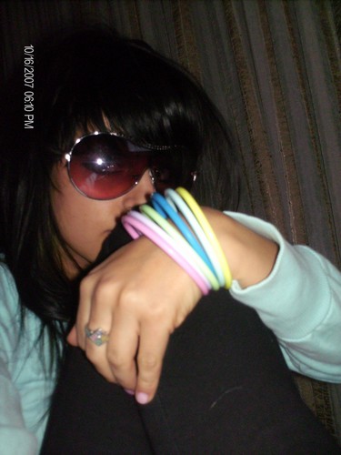 hmmm.... :*