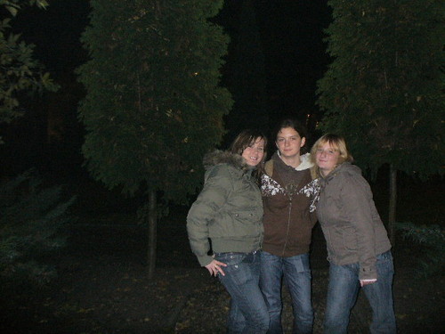 Z nimi:*