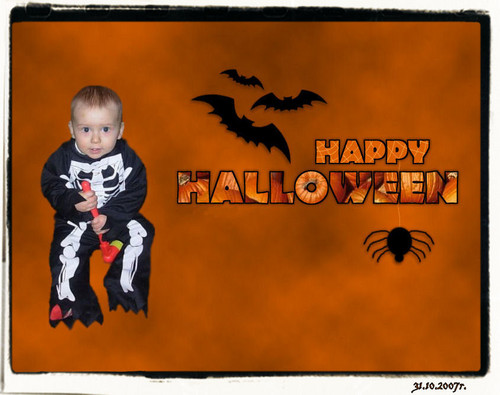 HaPpY hAlLoWeEn :)