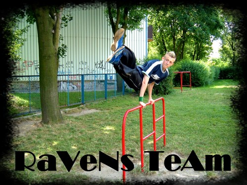RaVeNs TeAM