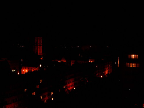 A noc...