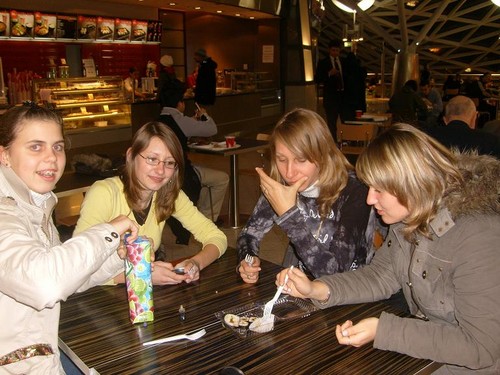 jadymy suszi. ;D 