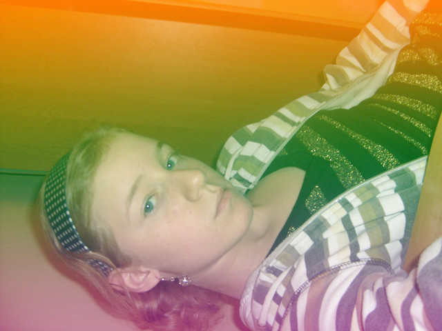 |{[']|>\/\/@ xDDD