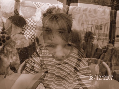 z Braciszkiem:*