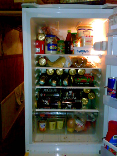 SyLweK:)):)):))