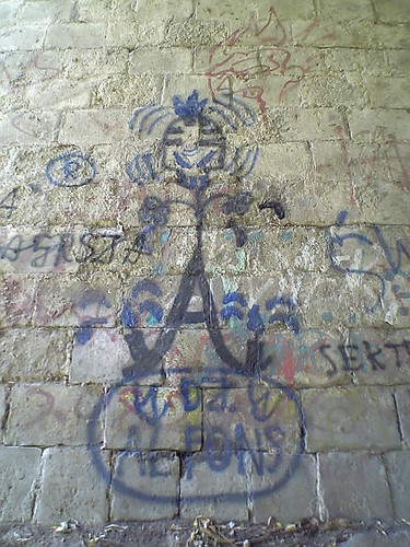GRAFITI IS CRIEM