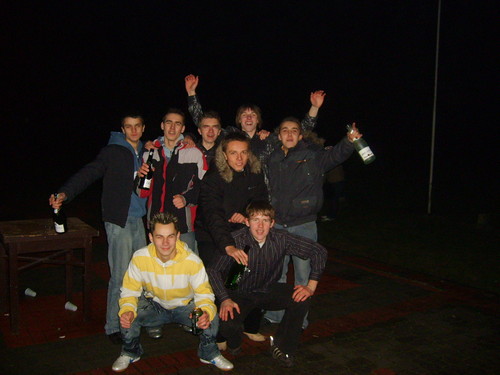 SyLwEk:D