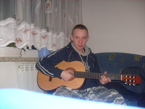 Znowu z gitark :D