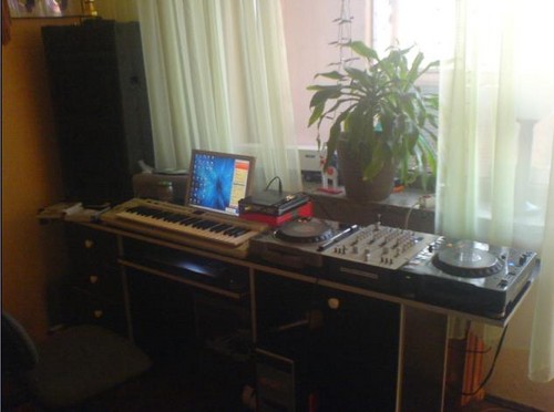Studio:)