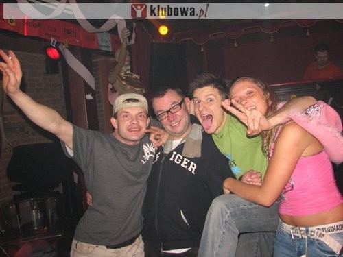 MeGa KiCz PaRtY 8 z BRYNDALEM:)