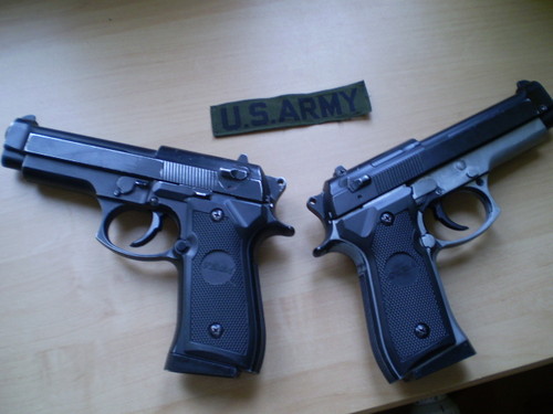 2 X Beretta